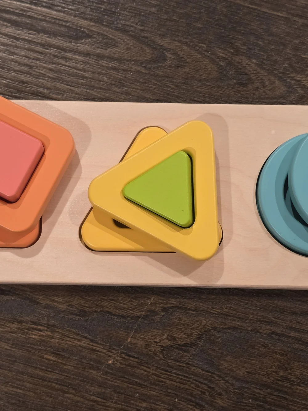 Lovevery Geo Shapes Puzzle from The Realist Play Kit (Months 19–21)